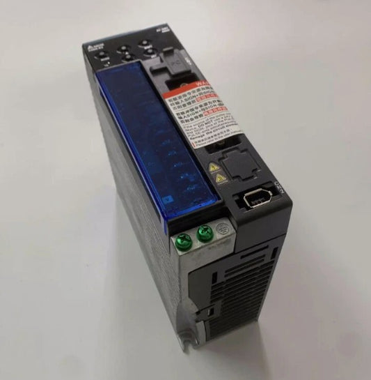 Delta ASD-E3-0121-L E3 Servo Sürücü – 1 Faz 220VAC, 100W, Modbus & Pulse Kontrol