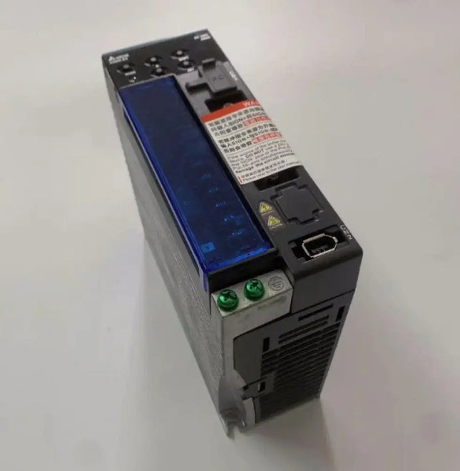 Delta ASD-E3-0121-L E3 Servo Sürücü – 1 Faz 220VAC 100W Modbus & Pulse Kontrol